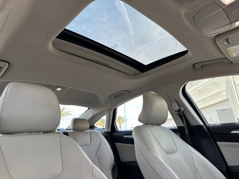 Used 2016 Ford Fusion Titanium FWD image 15