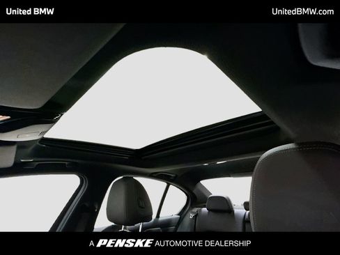 Used 2024 BMW 330i Sedan w/ Premium Package image 12