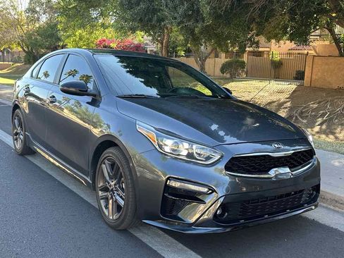Used 2021 Kia Forte GT-Line image 2
