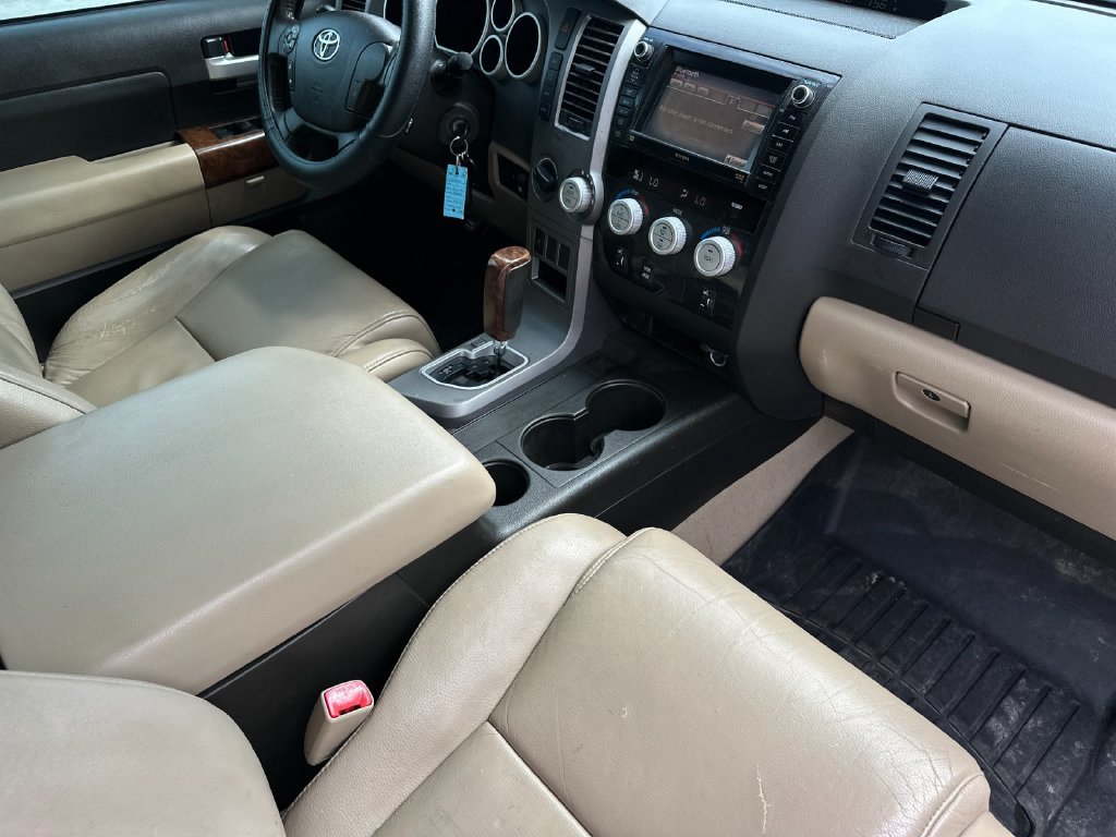 Used 2011 Toyota Tundra Limited w/ Memory Pkg AWD/4WD image 14