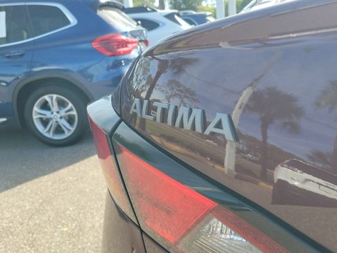 Certified 2024 Nissan Altima 2.5 SV image 8