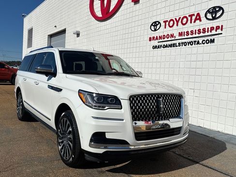 Used 2022 Lincoln Navigator L Black Label image 3