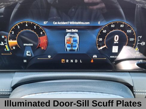 Used 2025 Ford Mustang Premium RWD image 9