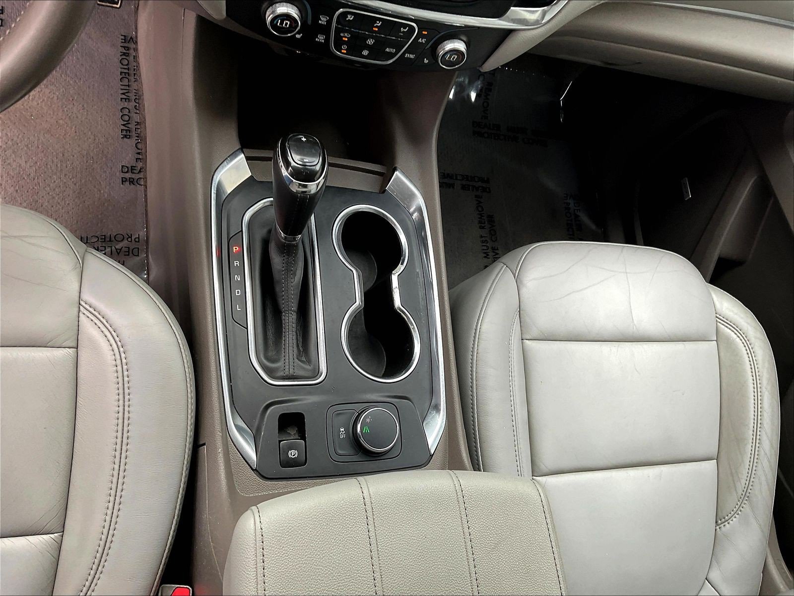 Used 2020 Chevrolet Traverse LT w/ LT Premium Package FWD image 20