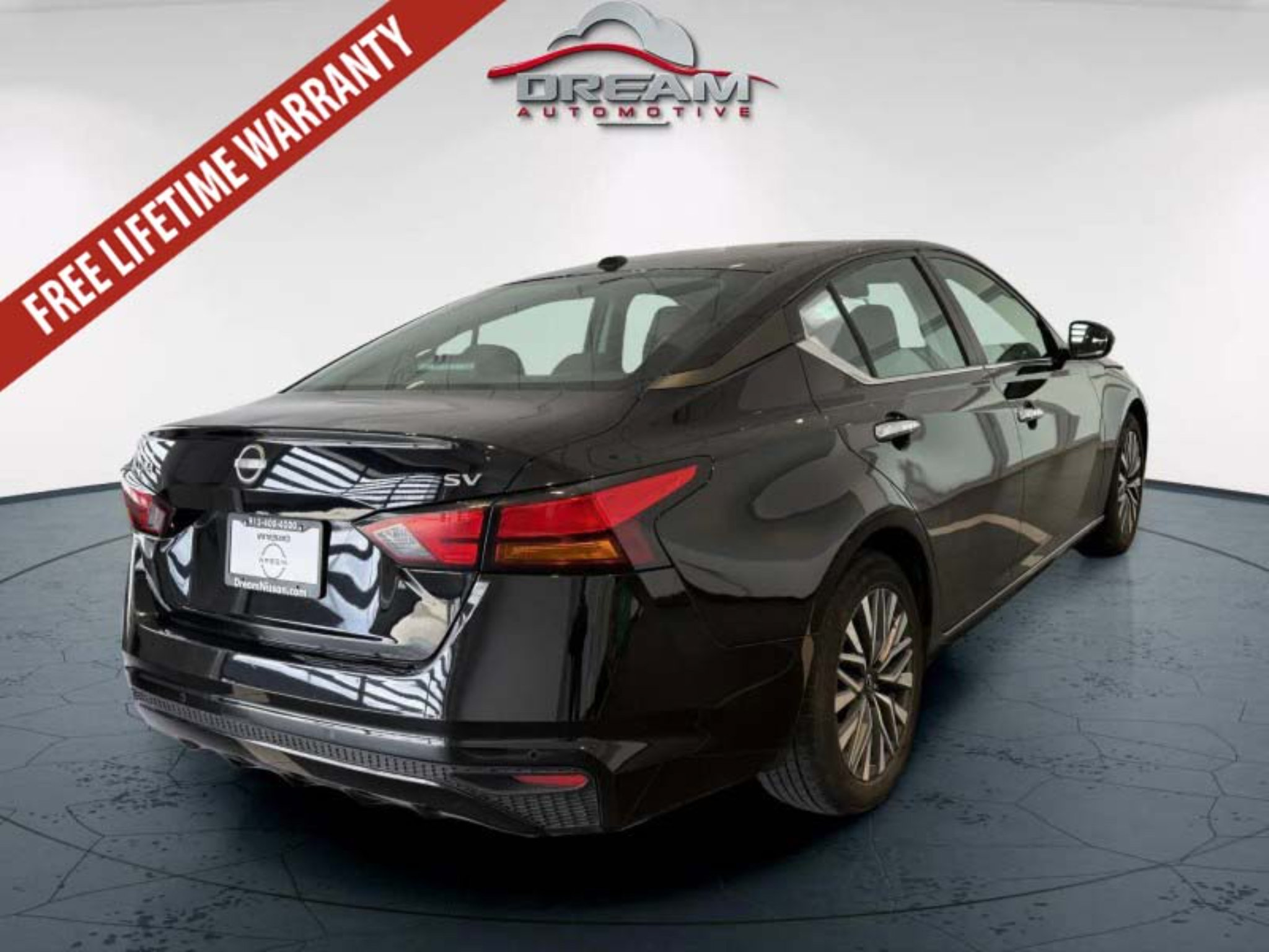 Used 2024 Nissan Altima 2.5 SV FWD image 20