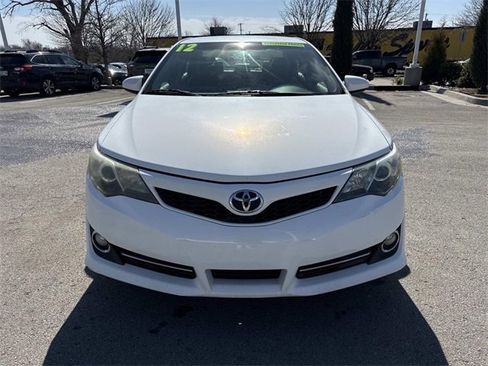 Used 2012 Toyota Camry SE image 9