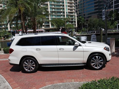 Used 2016 Mercedes-Benz GL 450 4MATIC image 24