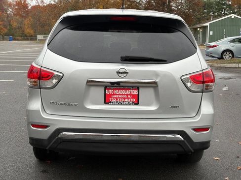 Used 2014 Nissan Pathfinder S image 7