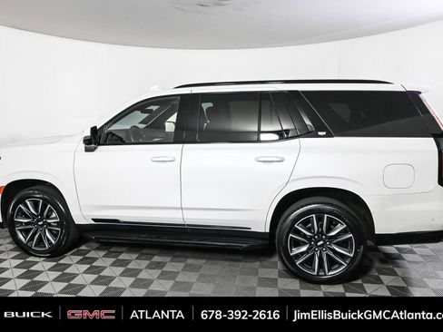 Used 2022 Cadillac Escalade Sport w/ LPO, Illumination Package image 2