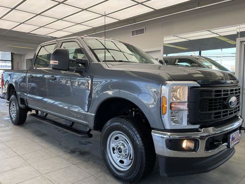 New 2026 Ford F350 XL w/ XL Chrome Package image 1