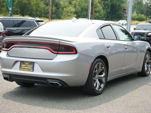 Used 2016 Dodge Charger SXT w/ Rallye Group RWD image 5