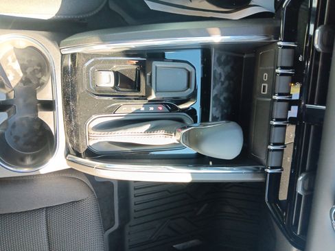 New 2026 GMC Canyon Elevation image 15