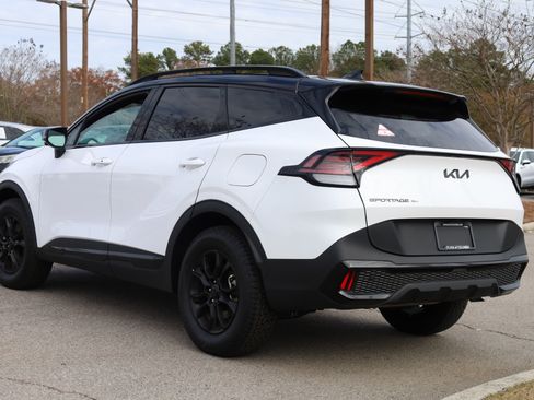 New 2025 Kia Sportage X-Pro Prestige image 3