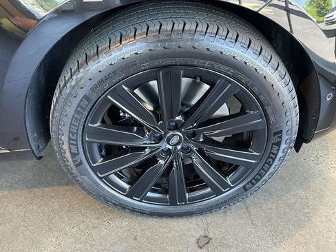 Certified 2023 Land Rover Range Rover Long Wheelbase Autobiography AWD/4WD image 10