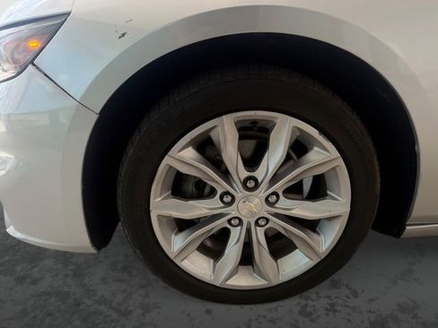 Used 2018 Chevrolet Malibu LT w/ Driver Confidence Package FWD image 25