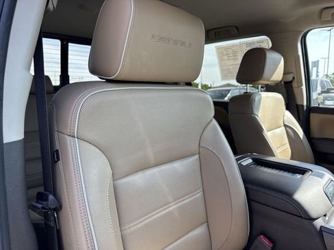 Used 2018 GMC Sierra 1500 Denali AWD/4WD image 24