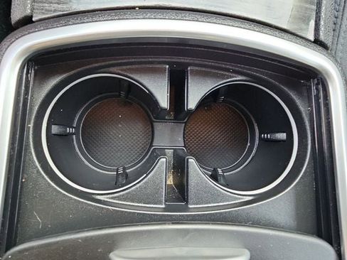 Used 2019 Chrysler 300 Touring w/ Chrome Appearance Package image 20