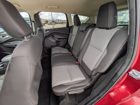 Used 2019 Ford Escape SE FWD image 14