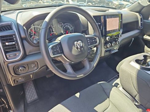 New 2026 RAM 1500 Express AWD/4WD image 13