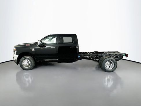 New 2026 RAM 3500 Tradesman w/ Chrome Appearance Group A image 4