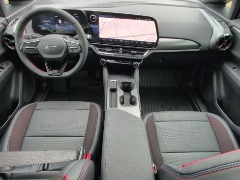 New 2026 Chevrolet Equinox EV RS image 5