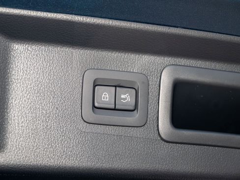 Used 2025 MAZDA CX-50 2.5 Hybrid w/ Premium Plus Pkg image 14