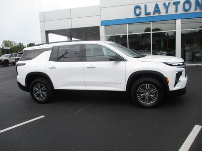 Certified 2025 Chevrolet Traverse LT
