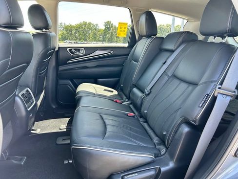 Used 2019 INFINITI QX60 Luxe w/ Essential Package AWD/4WD image 16