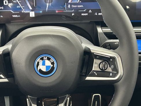 Used 2025 BMW i5 M60 w/ Premium Package image 13