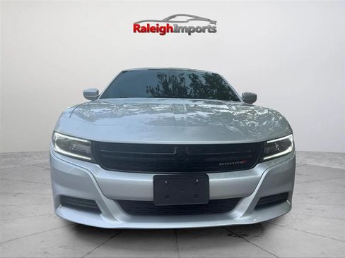 Used 2020 Dodge Charger SXT w/ Plus Group RWD image 8