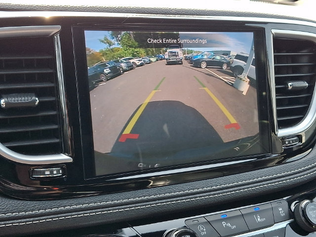 Used 2026 Chrysler Pacifica Limited FWD image 22