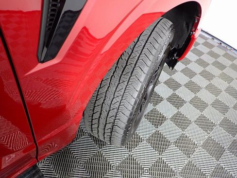 Used 2024 Ford F150 Platinum image 36