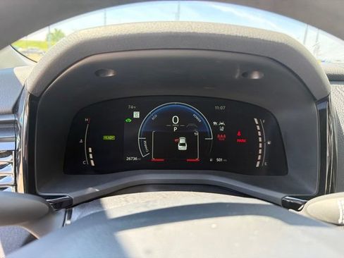 Used 2025 Toyota Camry LE FWD image 11