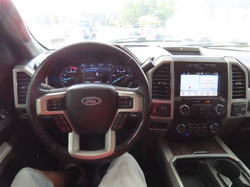 Used 2019 Ford F250 Lariat w/ Lariat Ultimate Package AWD/4WD image 21