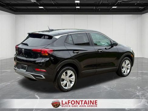 Certified 2025 Buick Encore GX Preferred FWD image 5