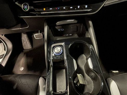 Used 2025 Buick Envision Sport Touring image 33