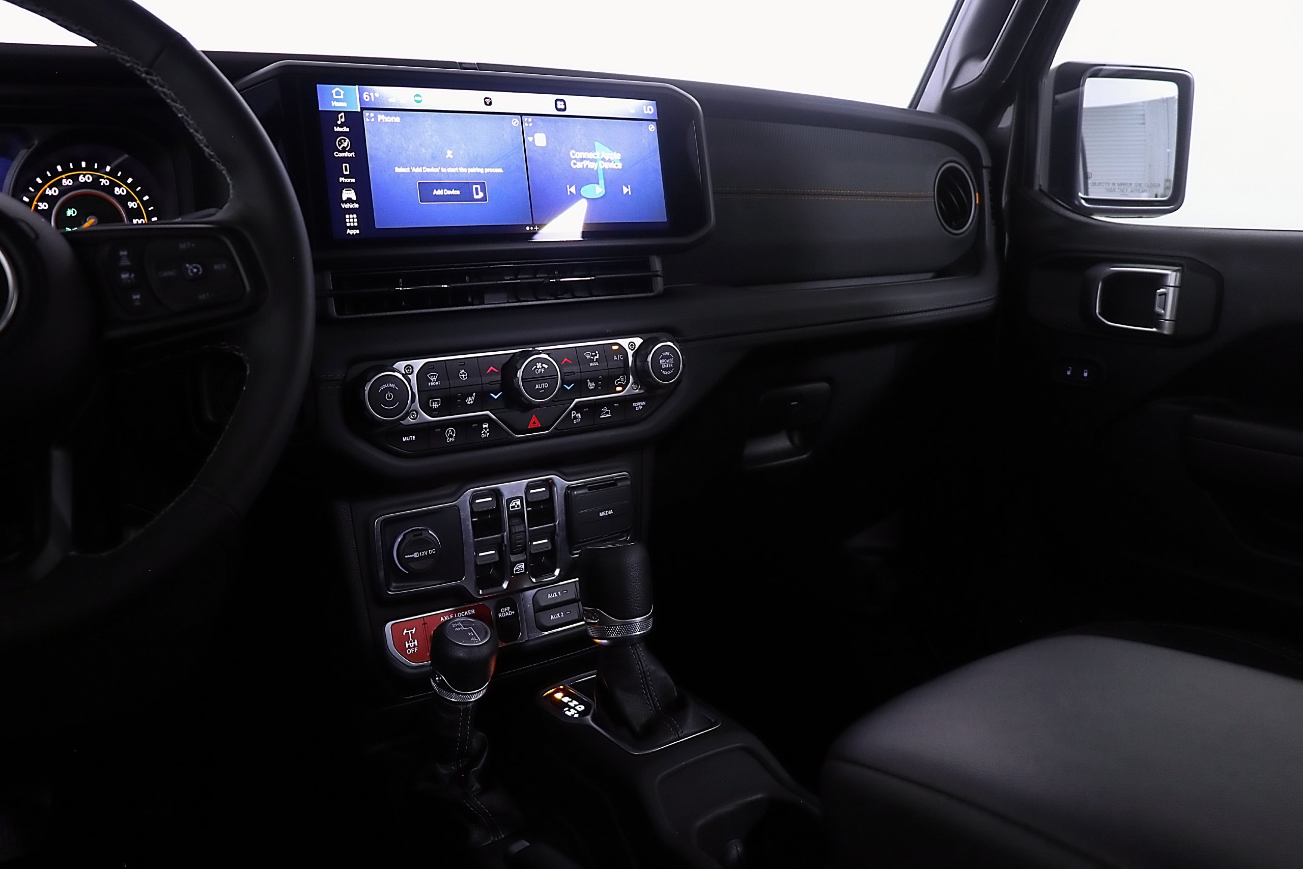 Used 2025 Jeep Gladiator Mojave w/ Safety Group AWD/4WD image 19