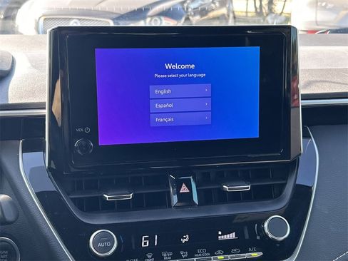 Used 2023 Toyota Corolla SE image 19