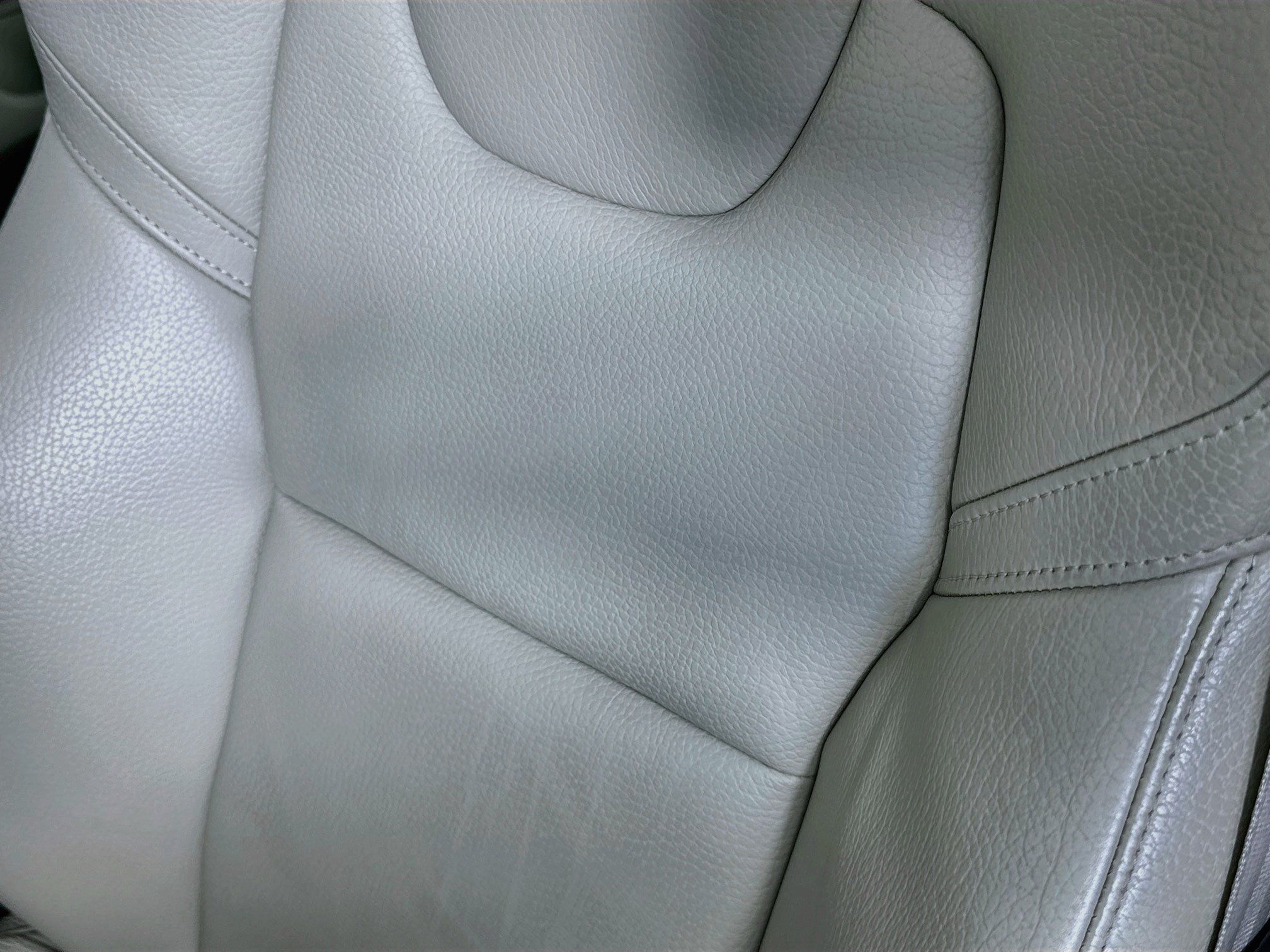 Used 2023 Volvo S60 B5 Core FWD image 19