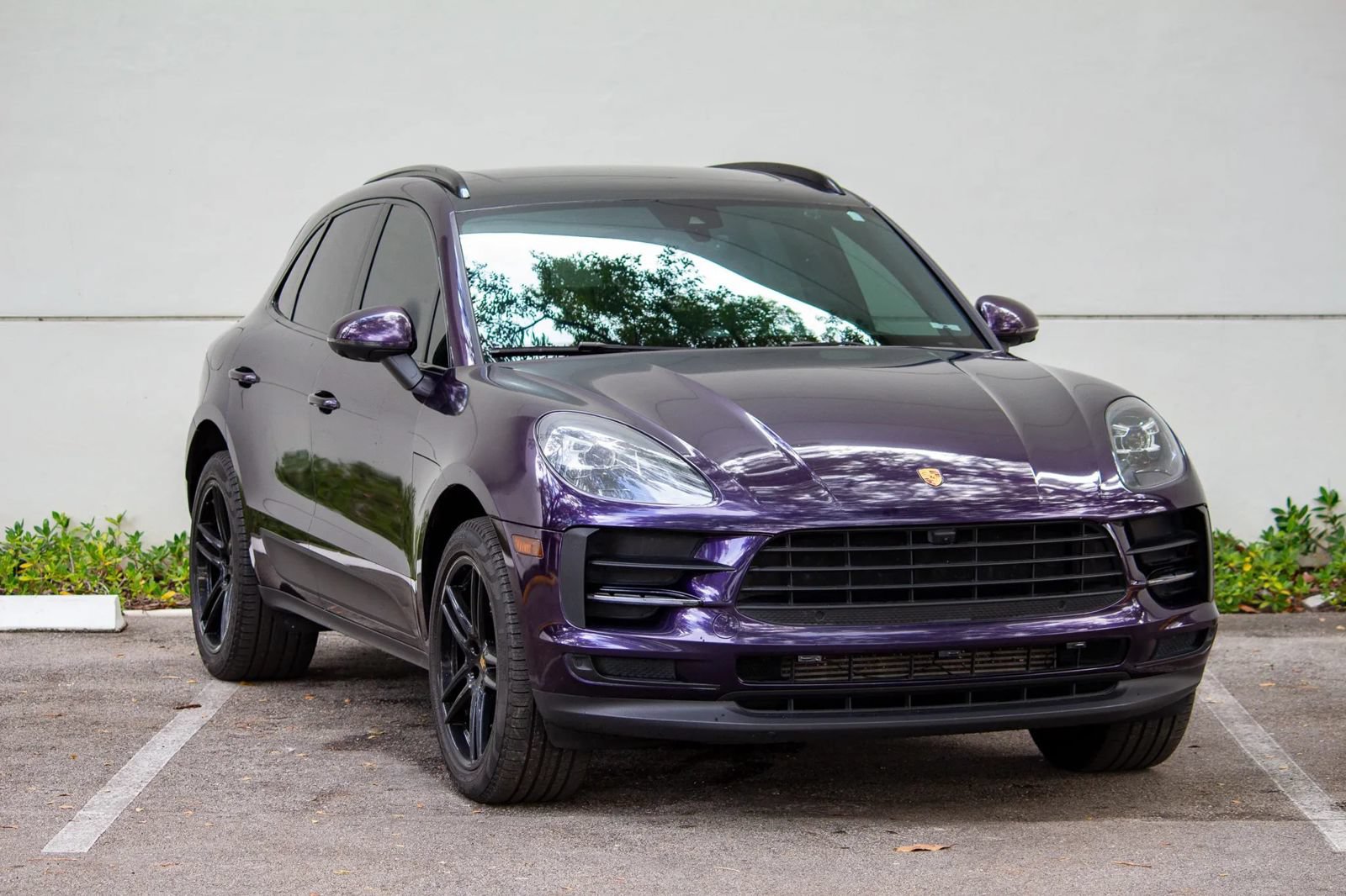 Used 2021 Porsche Macan w/ Premium Package Plus AWD/4WD image 25