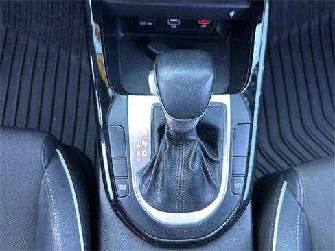 Used 2022 Kia Forte GT-Line w/ GT-Line Premium Package image 19