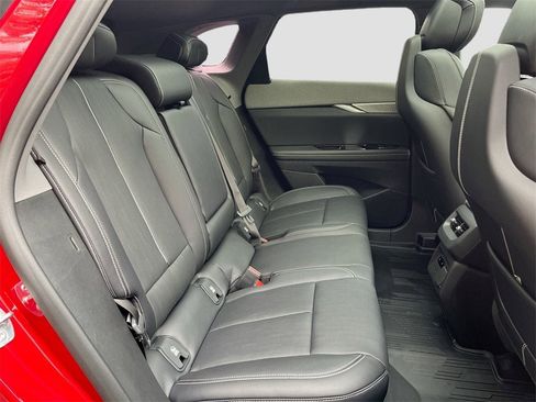 New 2026 Cadillac Optiq Sport 2 w/ LPO, Floor Liner Package image 28