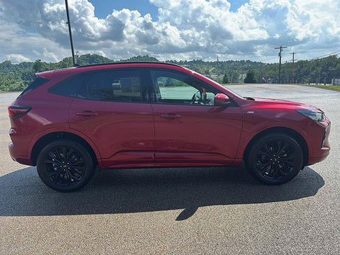 Certified 2023 Ford Escape ST-Line Elite w/ Premium Technology Package AWD/4WD image 5
