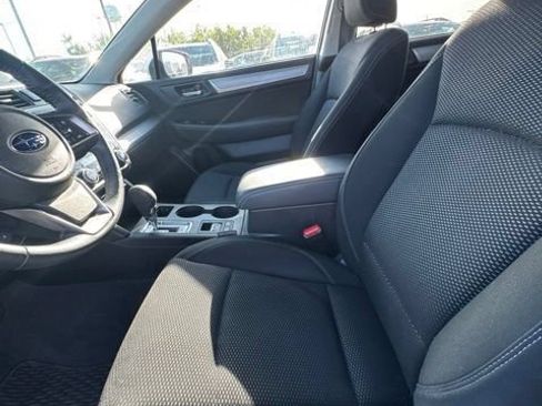 Used 2019 Subaru Outback 2.5i Premium AWD/4WD image 10