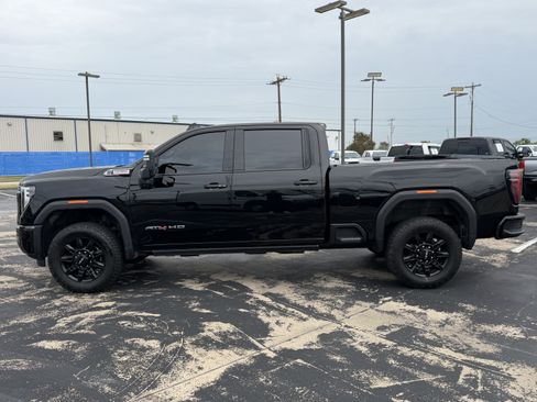 Used 2026 GMC Sierra 2500 AT4 w/ Technology Package AWD/4WD image 23