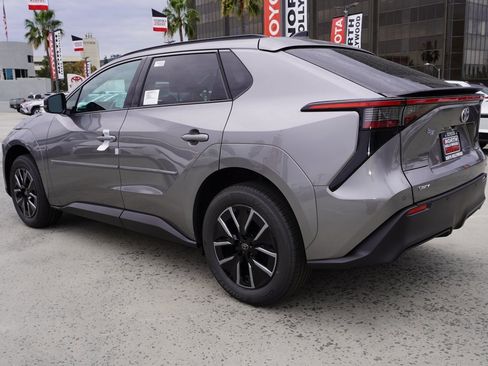 New 2026 Toyota bZ XLE Plus image 3