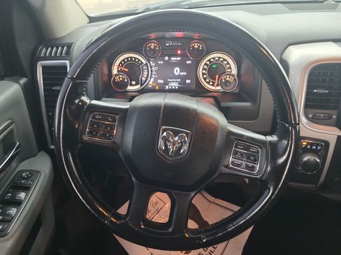 Used 2019 RAM 1500 Big Horn RWD image 17