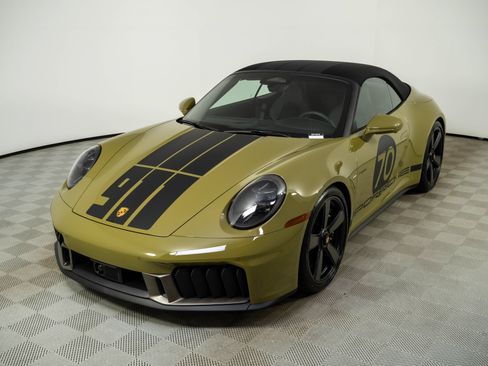 New 2026 Porsche 911 GTS RWD image 32