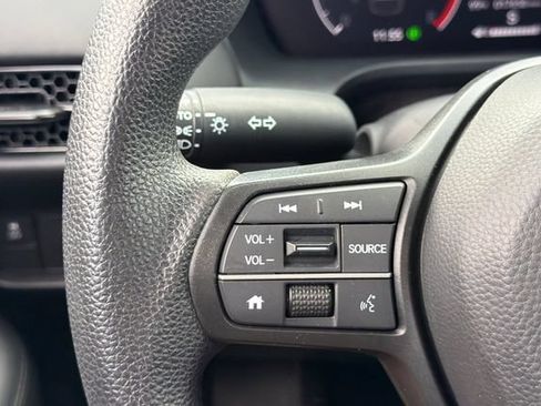 Certified 2024 Honda HR-V LX image 28