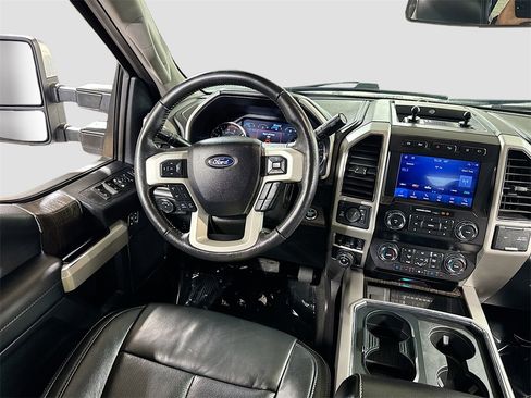 Used 2020 Ford F250 Lariat w/ Lariat Ultimate Package image 15